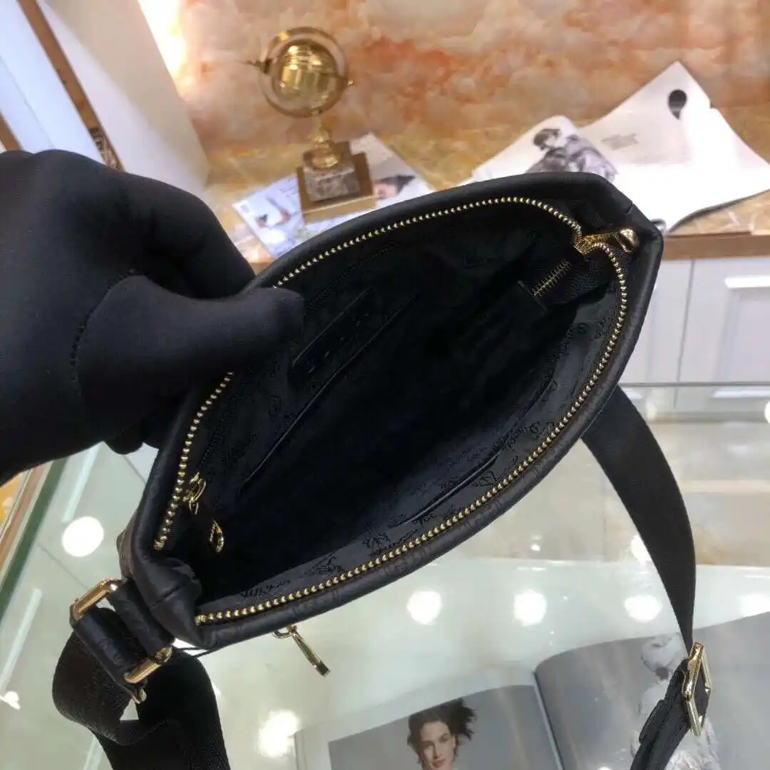 KK03450 (5).webp