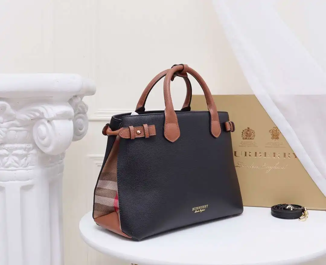 KK03050 (2).webp