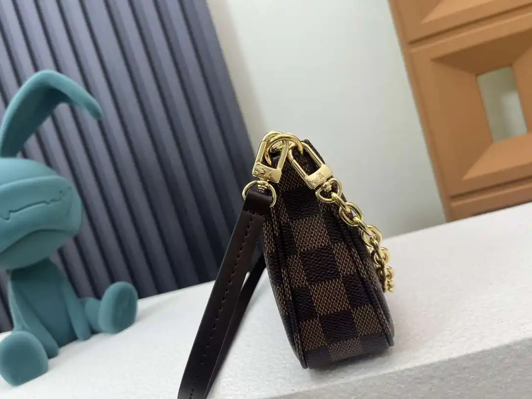 ER003250 (4).webp