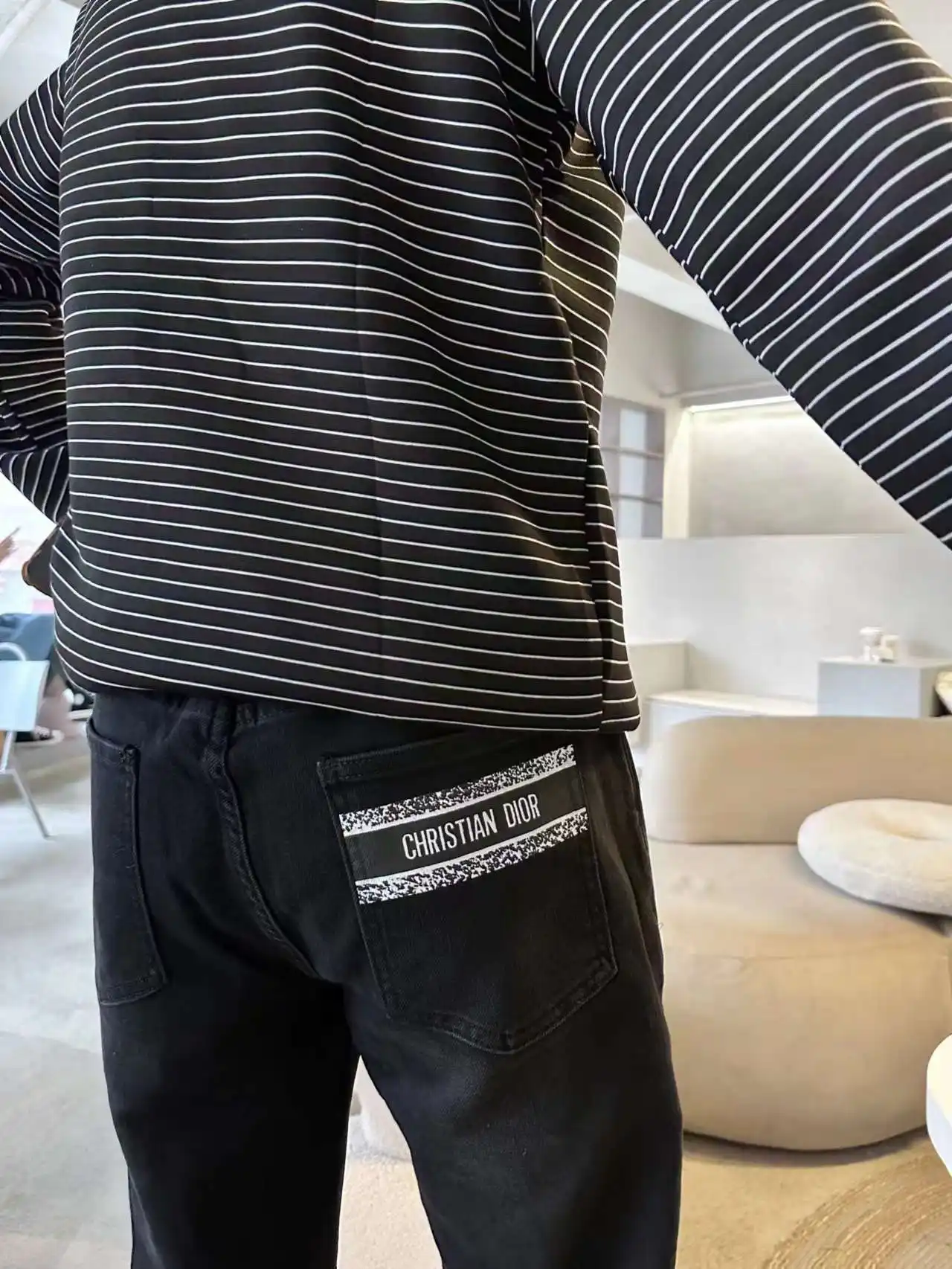 wsxc1706115100705_5.webp