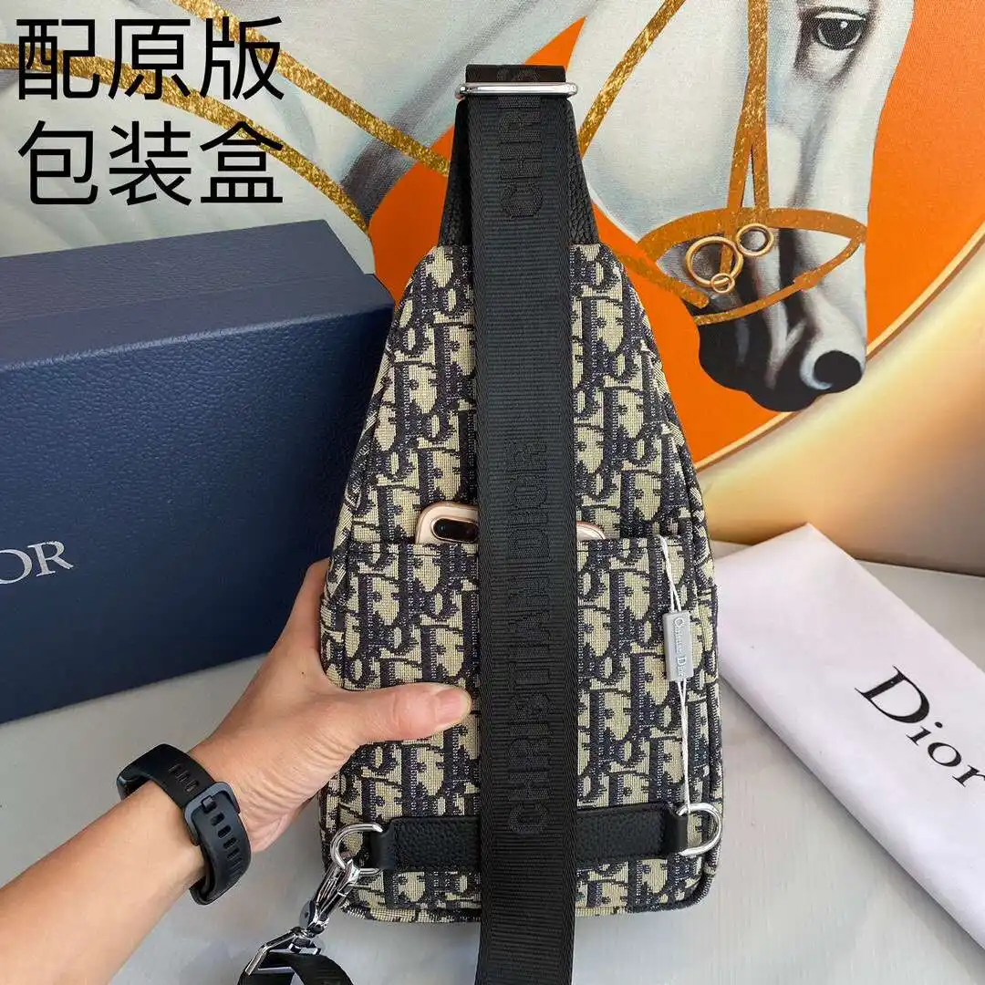 KK02450 (4).webp