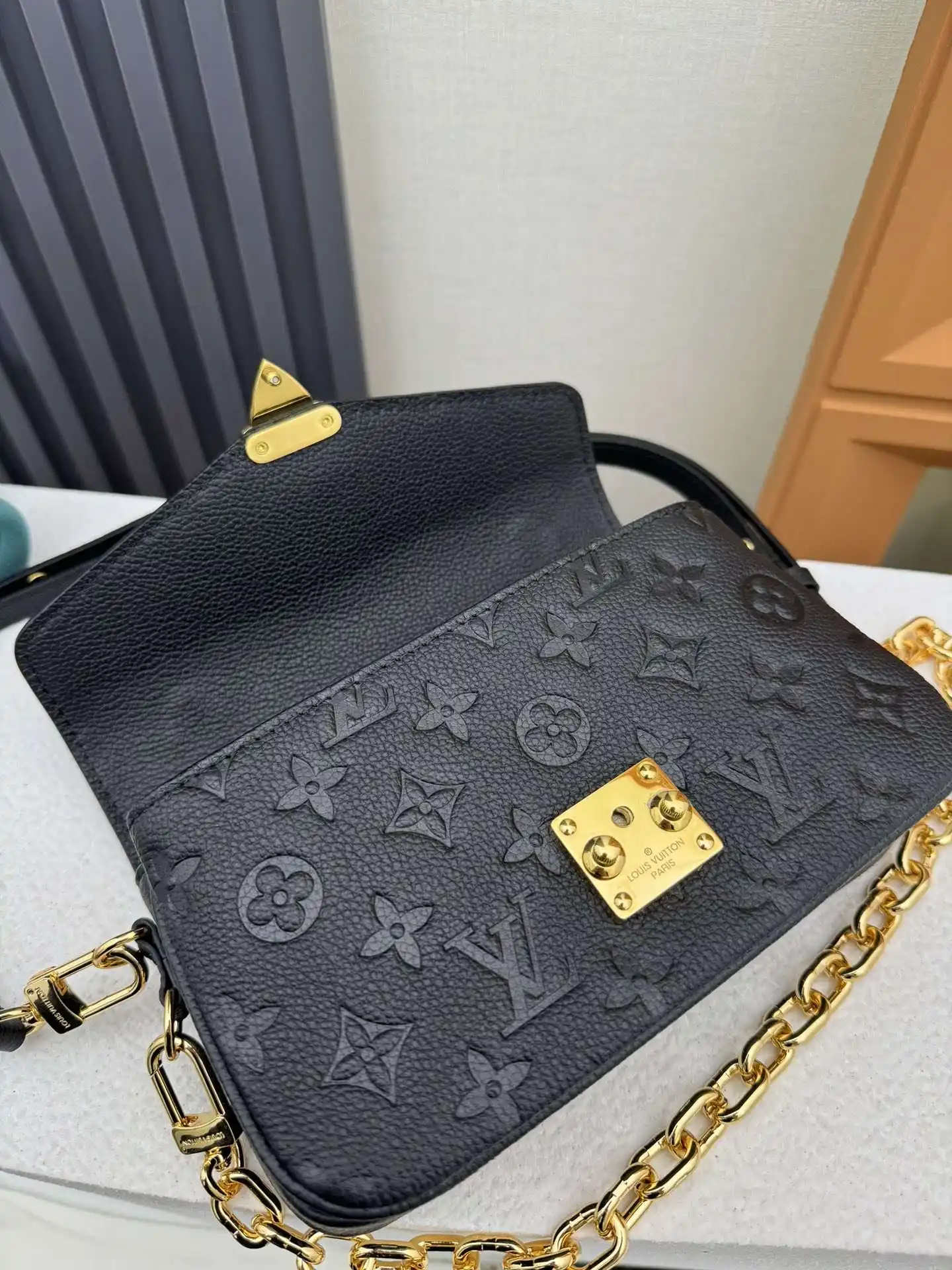 ER005050 (2).webp