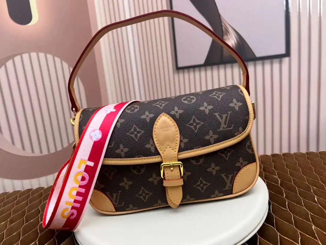 KK01650 (1).webp