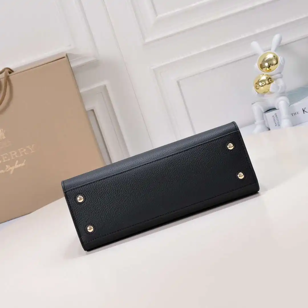 KK03250 (4).webp