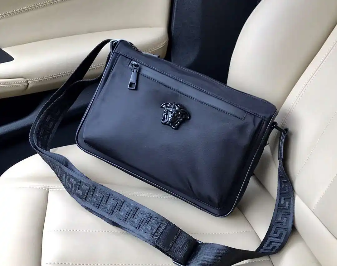 KK02250 (1).webp