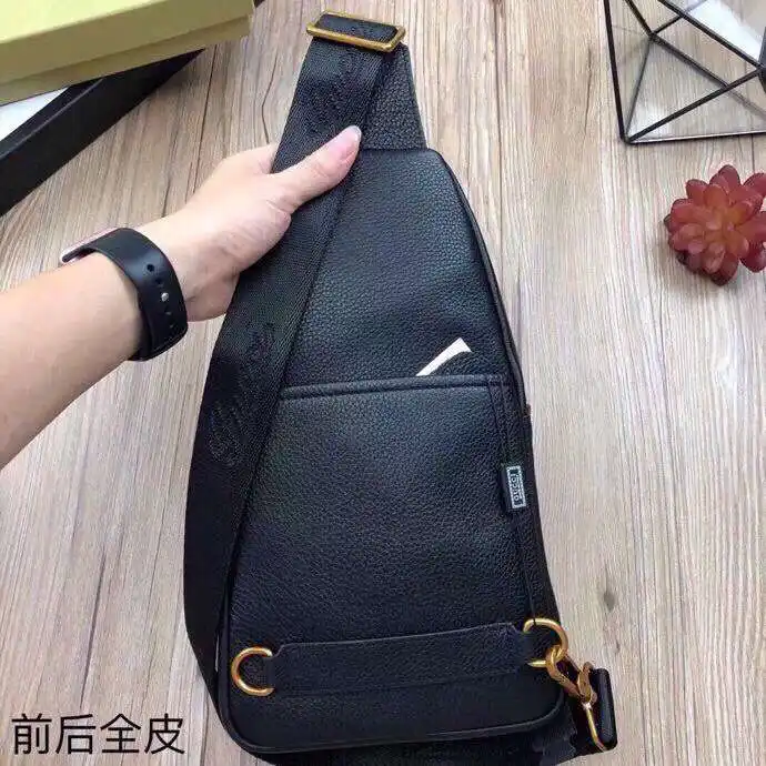 KK02050 (2).webp