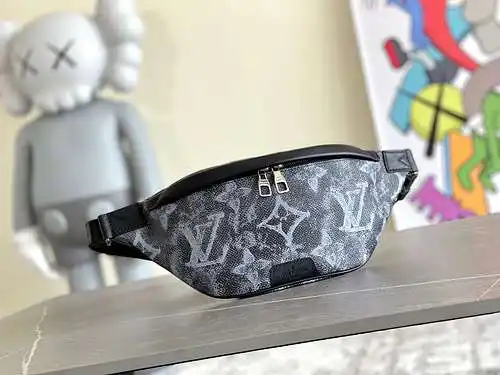 Riñonera para hombre LL, fabricada en cuero original importado de primera calidad, versión réplica d