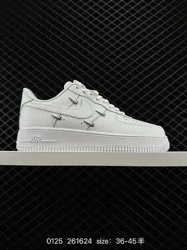 2 Air Force Low '7 "Todo blanco" "Gancho plateado pequeño de marca compartida" c