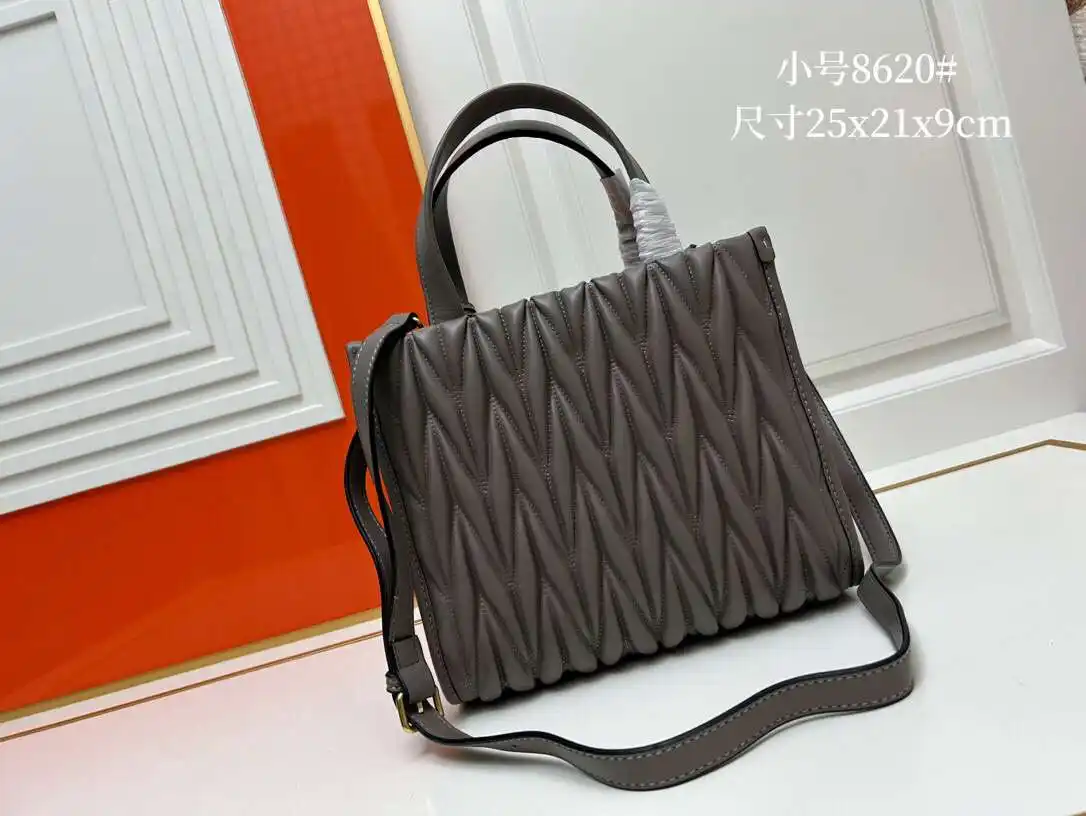 KK03050 (2).webp