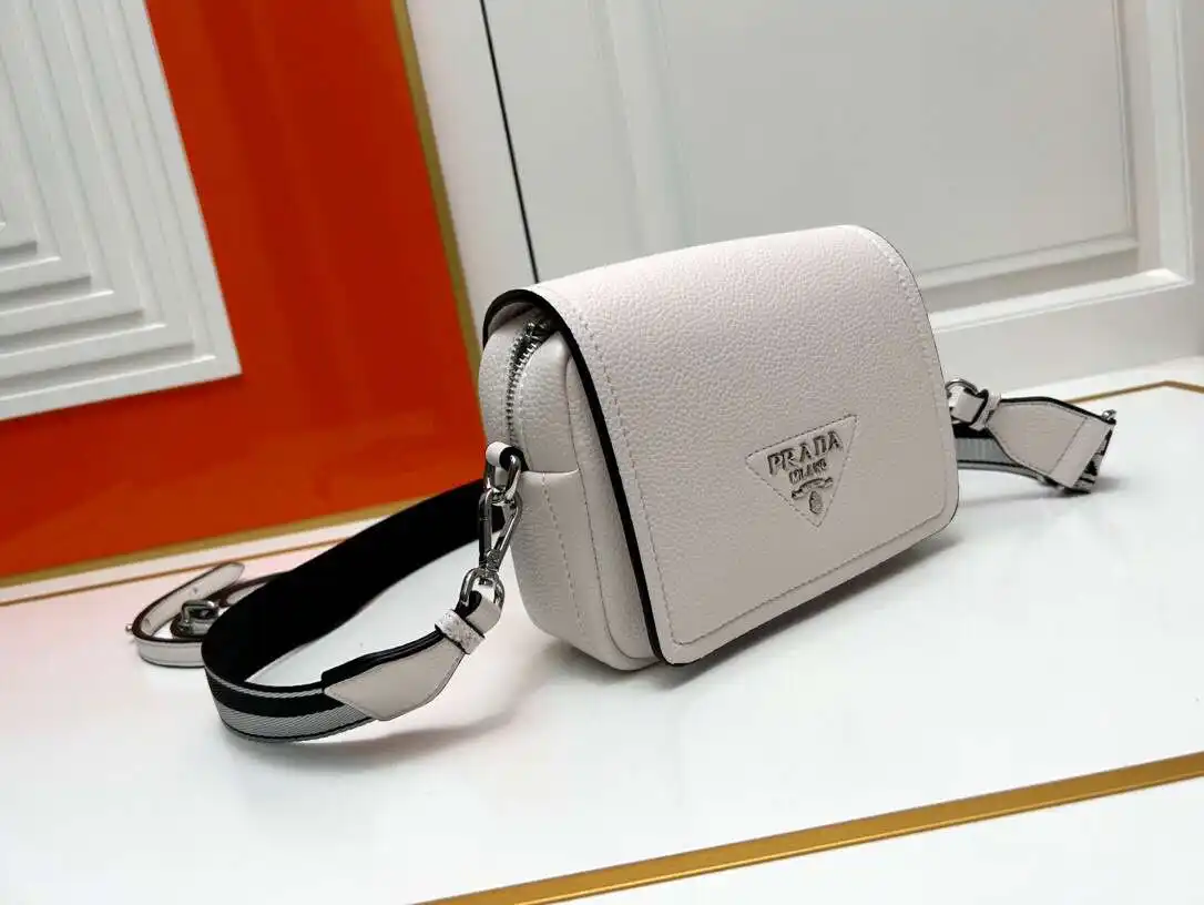 KK03050 (3).webp