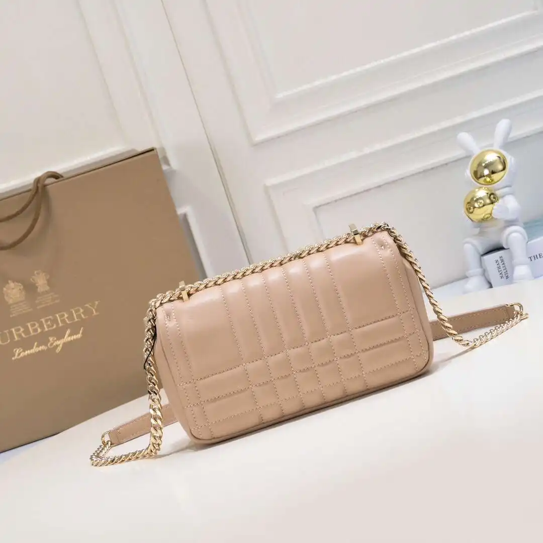 KK03050 (23).webp