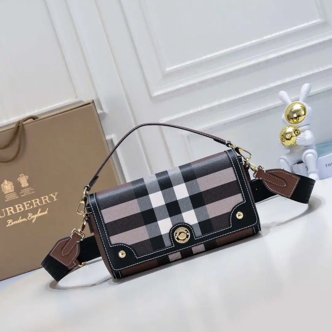 KK02850 (1).webp