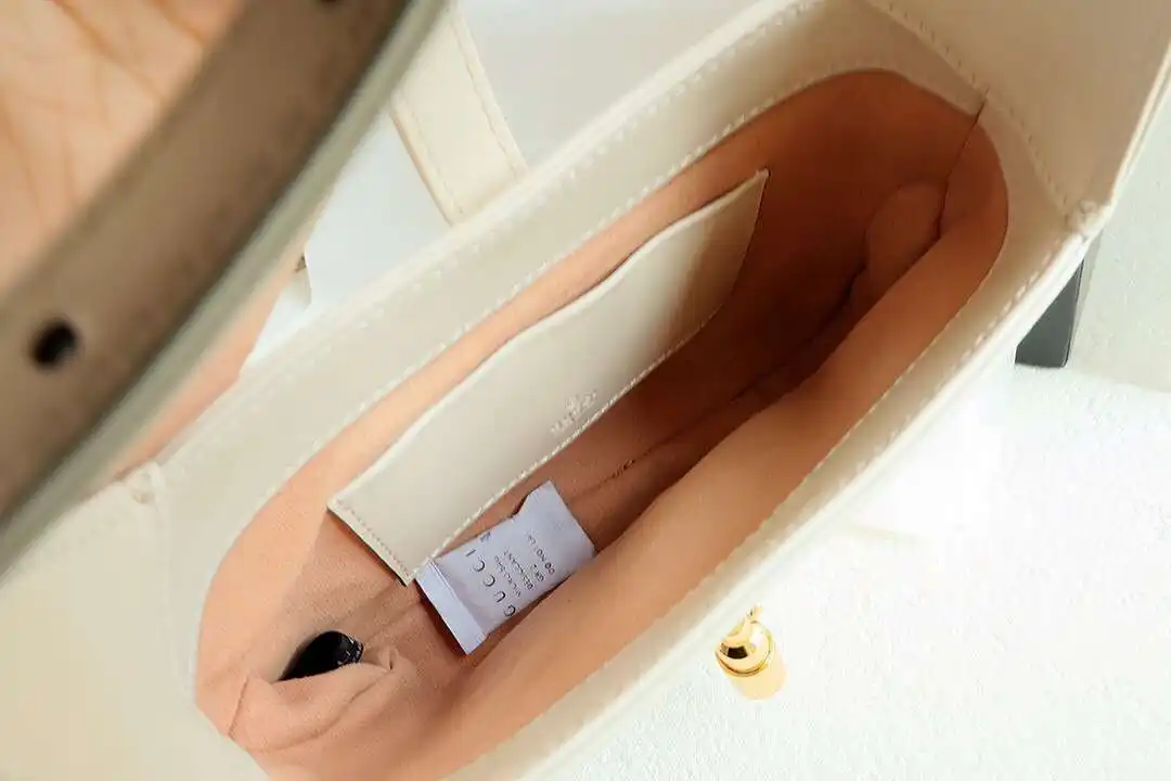 KK04250 (4).webp