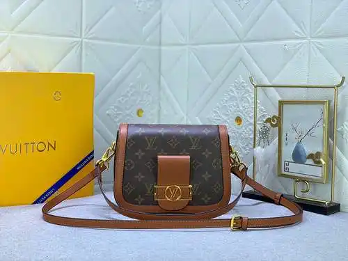 El bolso bandolera de LL está hecho de piel de vacuno original importada, alta calidad, entrega en f