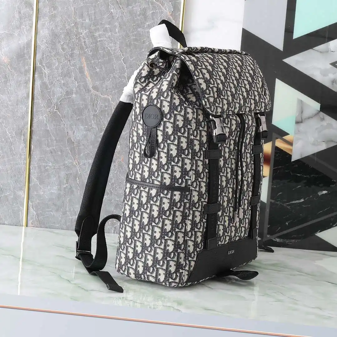 KK05050 (2).webp