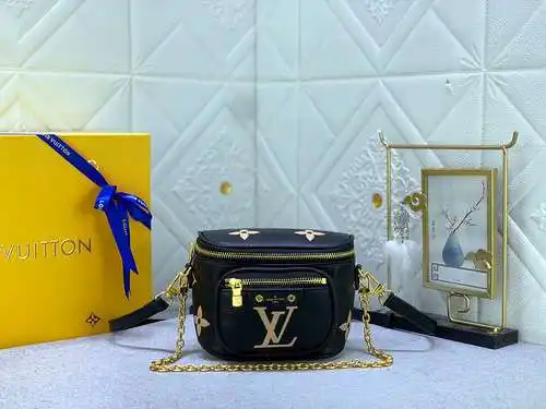 El bolso bandolera de LL está hecho de piel de vaca original importada, alta calidad, factura de bol