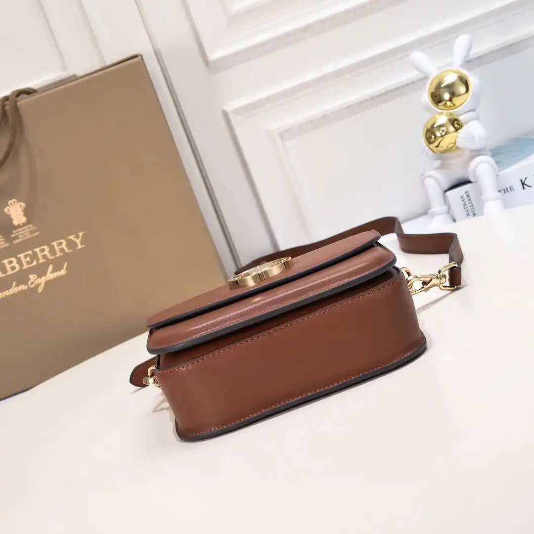 KK03350 (9).webp