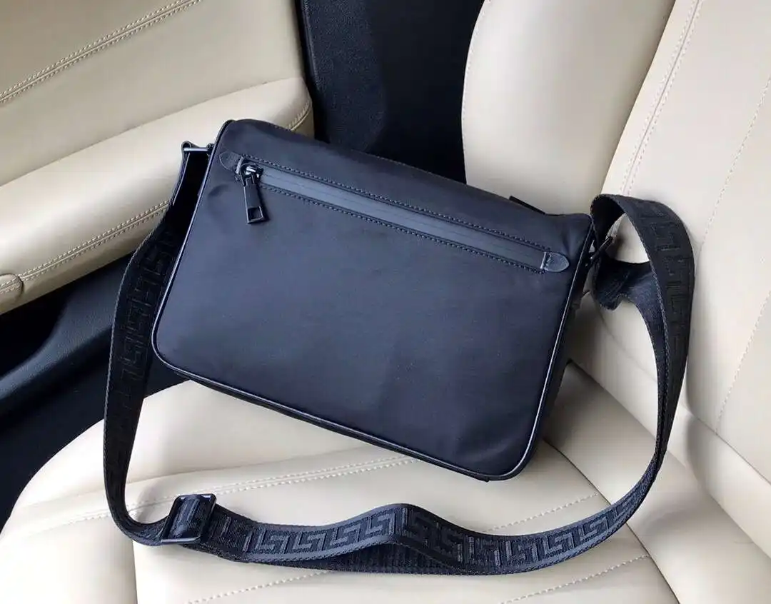 KK02250 (2).webp