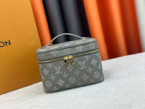 La bolsa de cosméticos LL está hecha de piel de vaca original importada, calidad de alta gama, factu