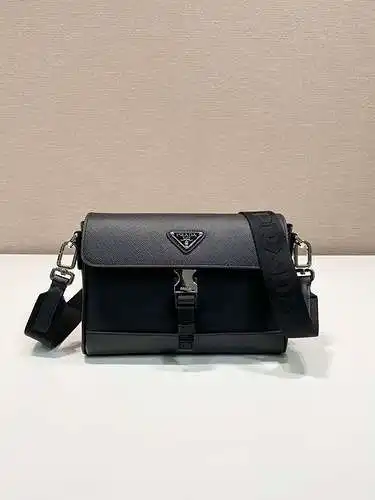Bolso bandolera PRA@DA para hombre, elaborado en piel de vacuno original importada, alta calidad, en