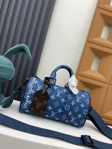 Bolso tipo almohada para hombre, elaborado en cuero original importado de primera calidad, versión r