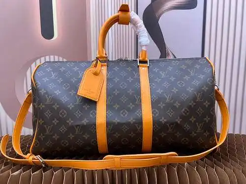 La bolsa de viaje LL está hecha de piel de vaca original importada, calidad de alta gama, factura de