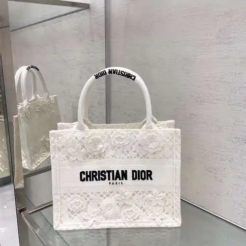 El bolso de D está hecho de cuero original importado de primera calidad, versión réplica de alta gam