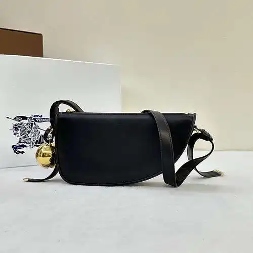 Bolso para axila BBR Fabricado en cuero original importado de primera calidad Versión réplica de alt