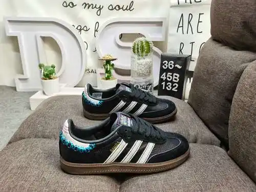 132DAdidas originals Busenitz Vulc adidas Casi 70 años de originales clásicos hechos de gamuza, horm