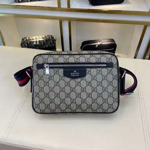 Bolso bandolera GG para hombre, elaborado en piel vacuna original importada, alta calidad, entrega e