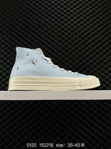 9 Zapatillas altas Converse All Star de mujer, una estrella ⭐ mariposa
