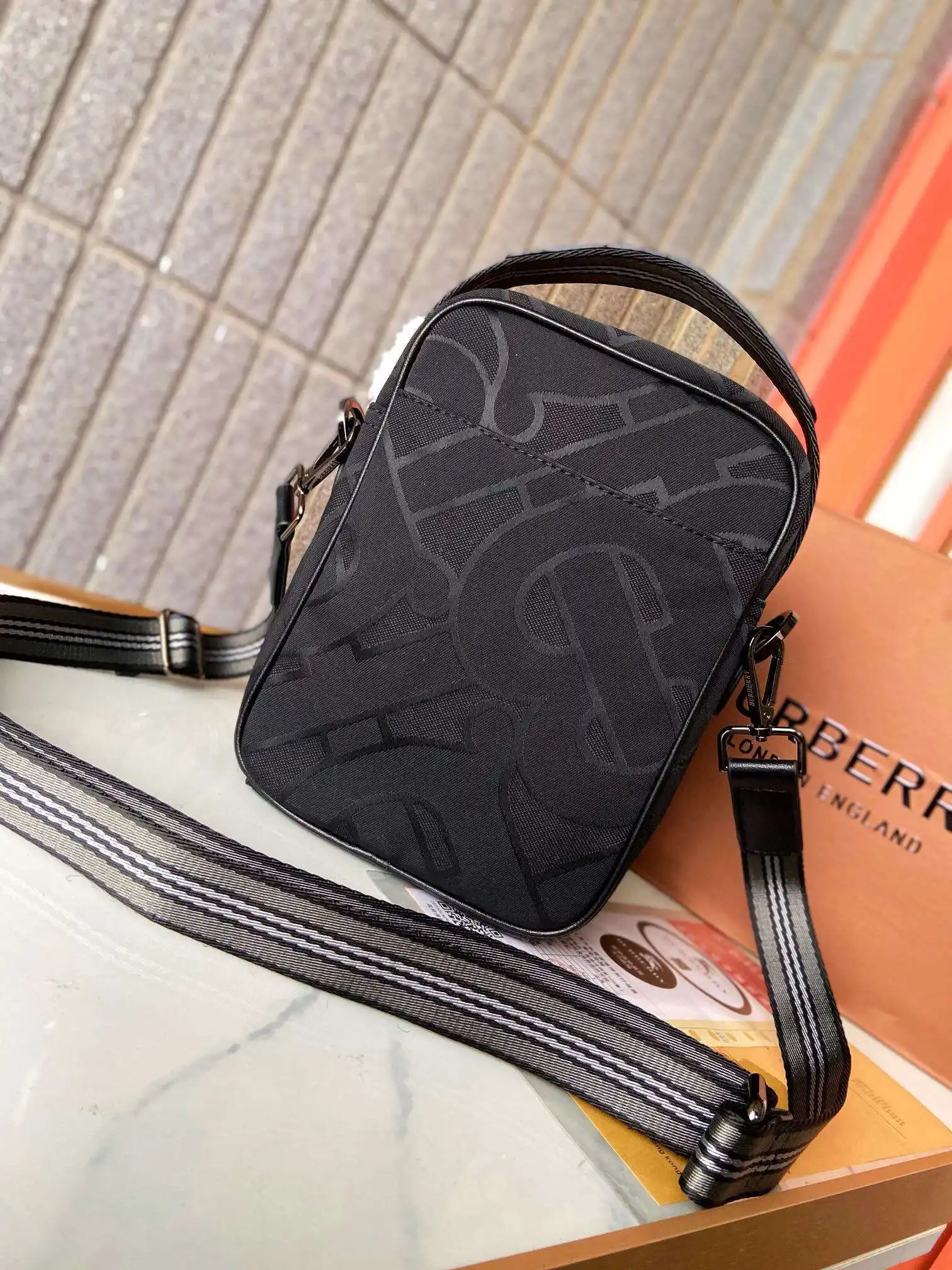 KK02250 (3).webp