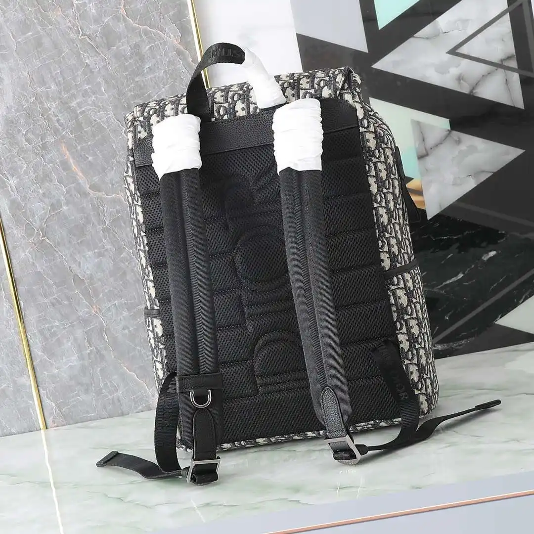 HR005450 (5).webp