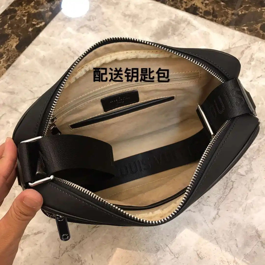 HR002450 (17).webp