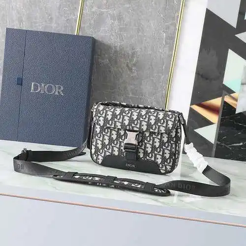 Bolso bandolera para hombre Fabricado en cuero original importado de primera calidad Versión réplica