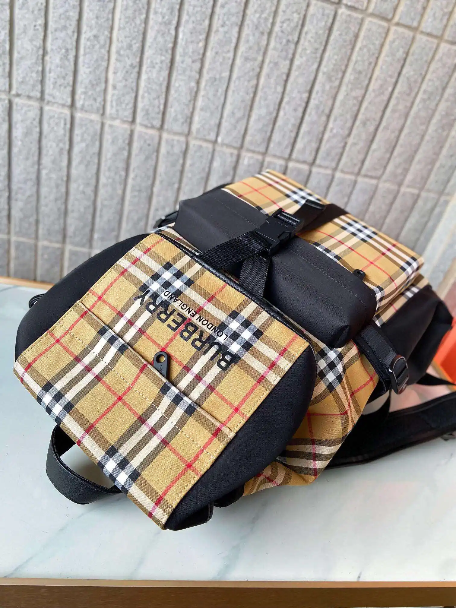 KK03050 (4).webp