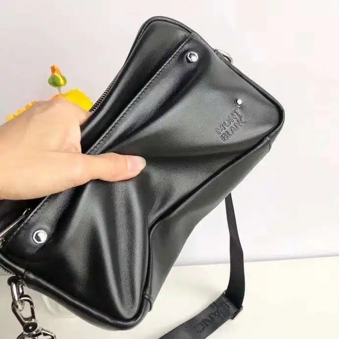 ER002650 (3).webp