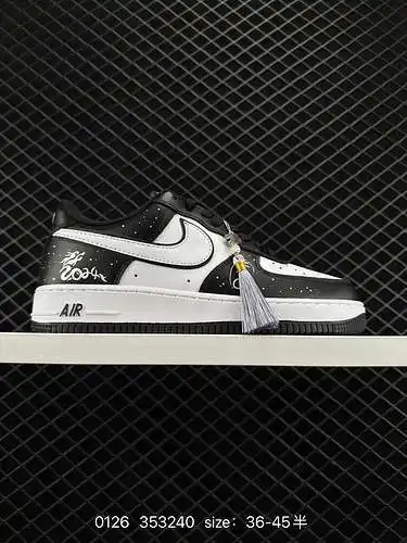 2 Nike Air Force Low Air Force 1 zapatillas deportivas informales, versátiles y de caña baja. La com