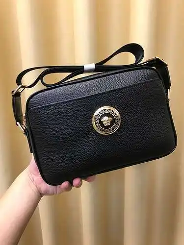 Bolso bandolera para caballero, elaborado en piel vacuna original importada, alta calidad, entrega e