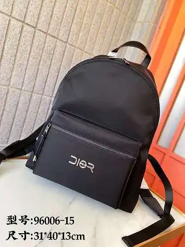 Mochila para hombre D's, fabricada en piel vacuna original importada, alta calidad, entrega en bolsa