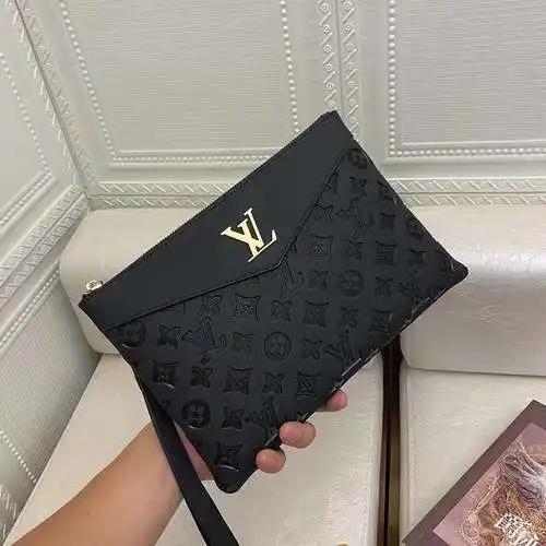 Bolso clutch para caballero, elaborado en piel vacuna original importada, alta calidad, entrega en b