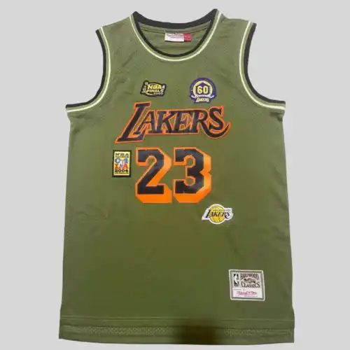 Lakers No. 23 James Verde Ejército