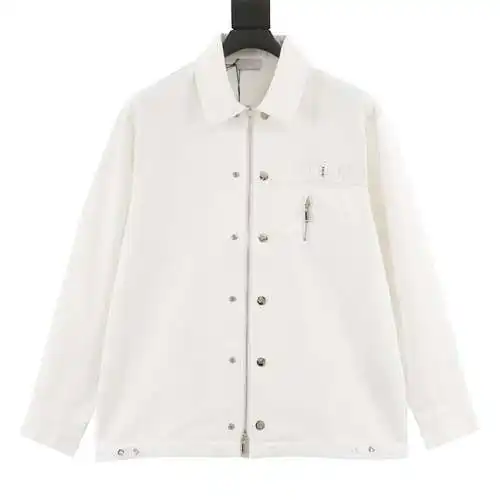 Chaqueta vaquera con cremallera y logo CD bordado