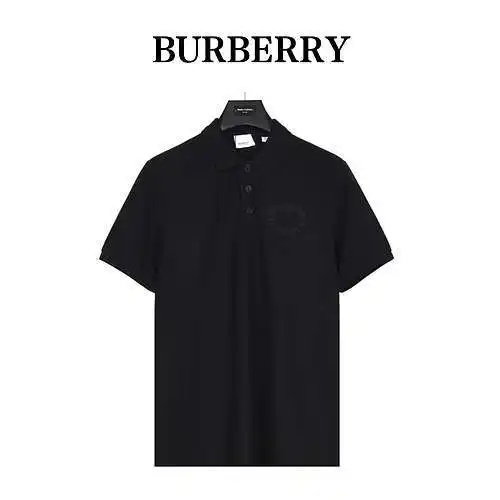 Polo Burberry BBR 24ss de manga corta con bordado de espigas en el pecho