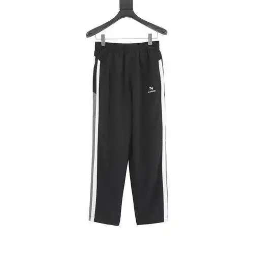 Pantalones tejidos con logo bordado BLCG