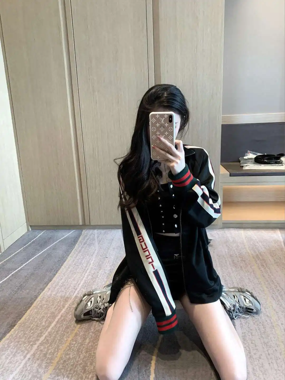 5755d114617769e4172d4c9b49f9964.webp