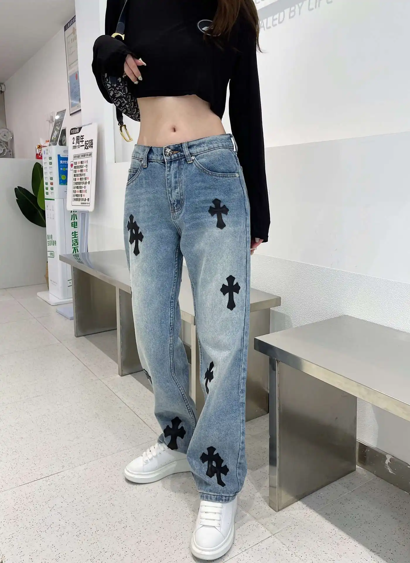 1708748794014.webp