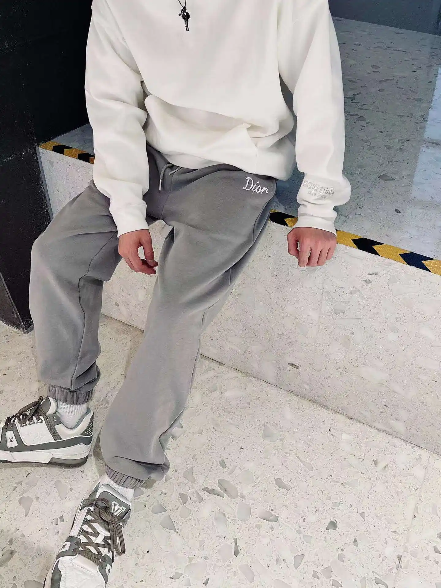 1708923116093.webp