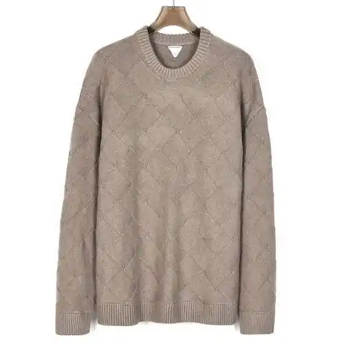 B.V/Bottega Veneta BV 24FW jersey con cuello redondo y cuadros de rombos