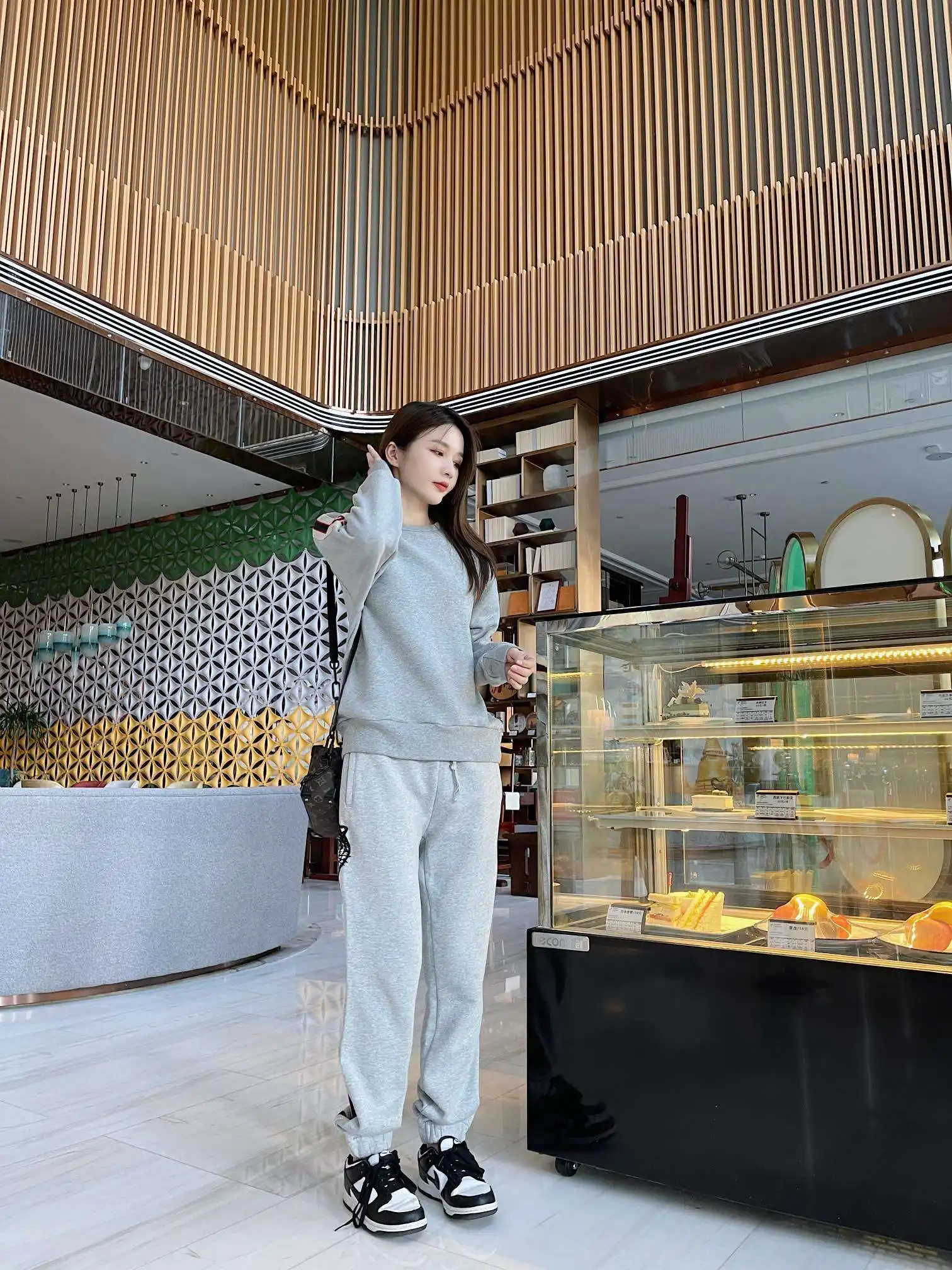 1708924016437.webp